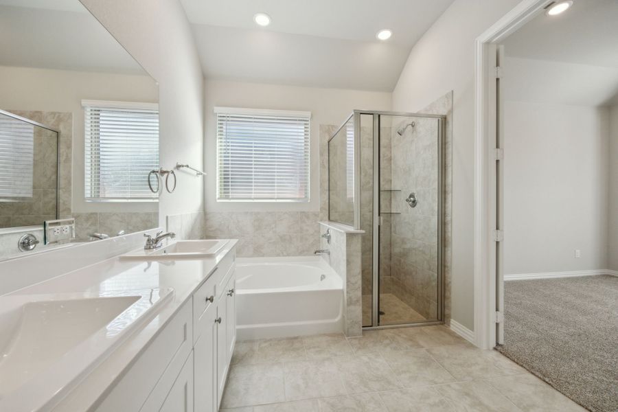 Furnished interior view inside a new home in Summer Crest, Fort Worth (Image 10).