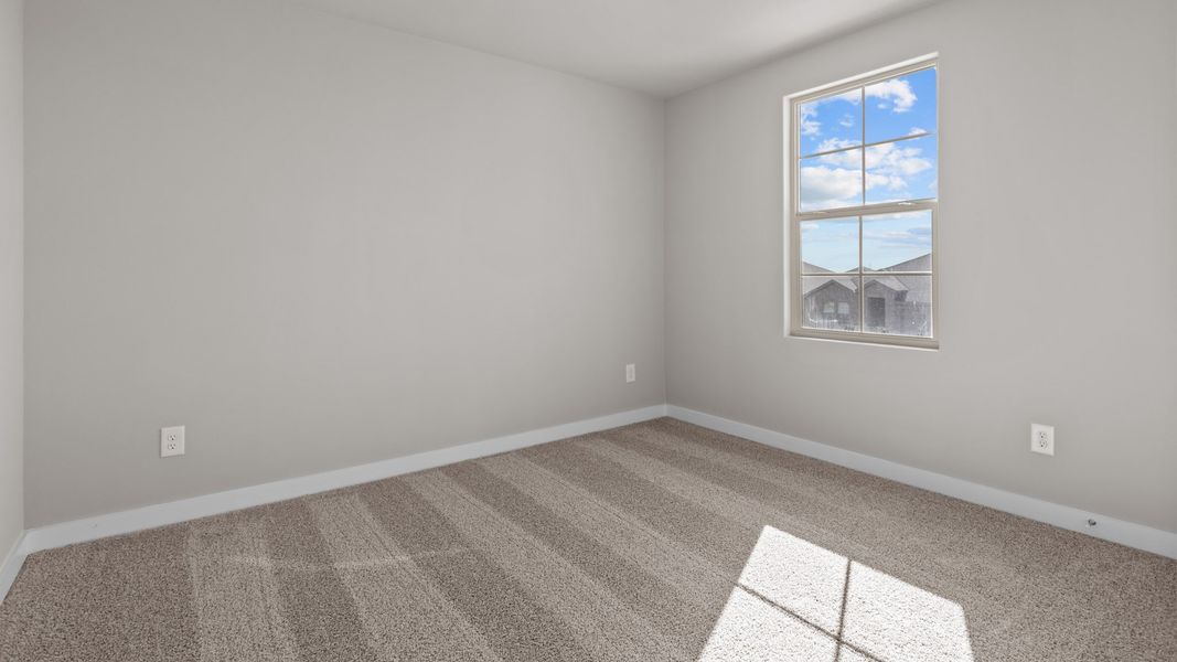 Representative unfurnished interior of a home built from the NAPLES by D.R. Horton in Homestead at Parks Bell Ranch, Odessa (Image 19).