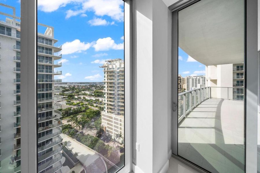 2B7871CE-7AA2-4BAD-BF2D-23DCCFACAFC9 2B7871CE-7AA2-4BAD-BF2D-23DCCFACAFC9