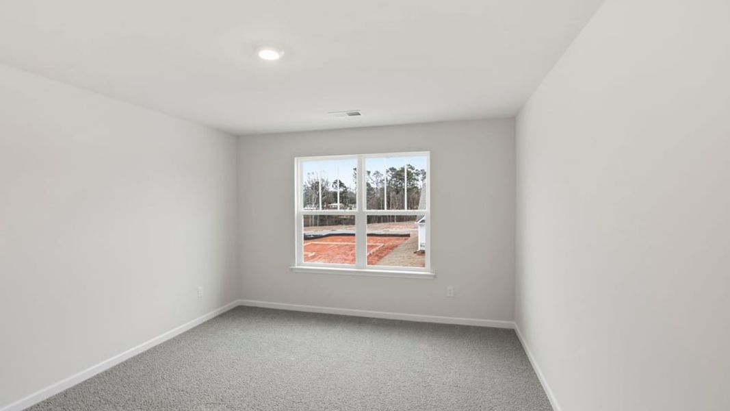 Spacious, unfurnished interior of a new home in Woodglen, Piedmont (Image 26).