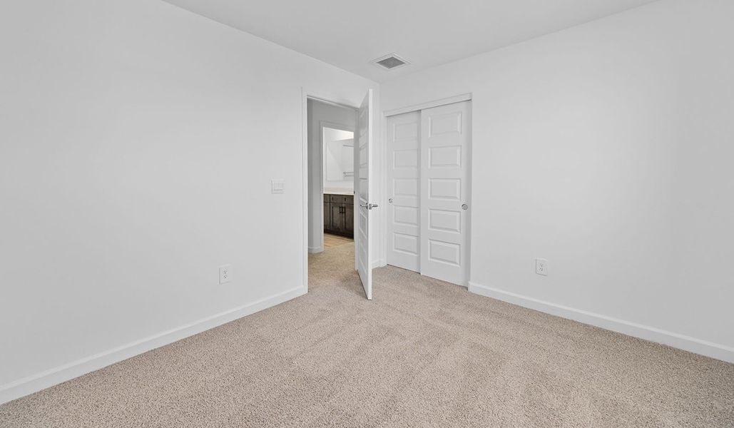 Representative unfurnished interior of a home built from the Elm - C30E by D.R. Horton in Redford Estates, Tucson (Image 34).