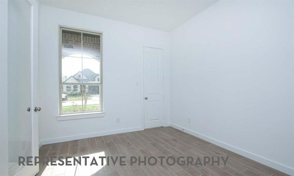 Spacious, unfurnished interior of a new home in Sandbrock Ranch, Aubrey (Image 9).