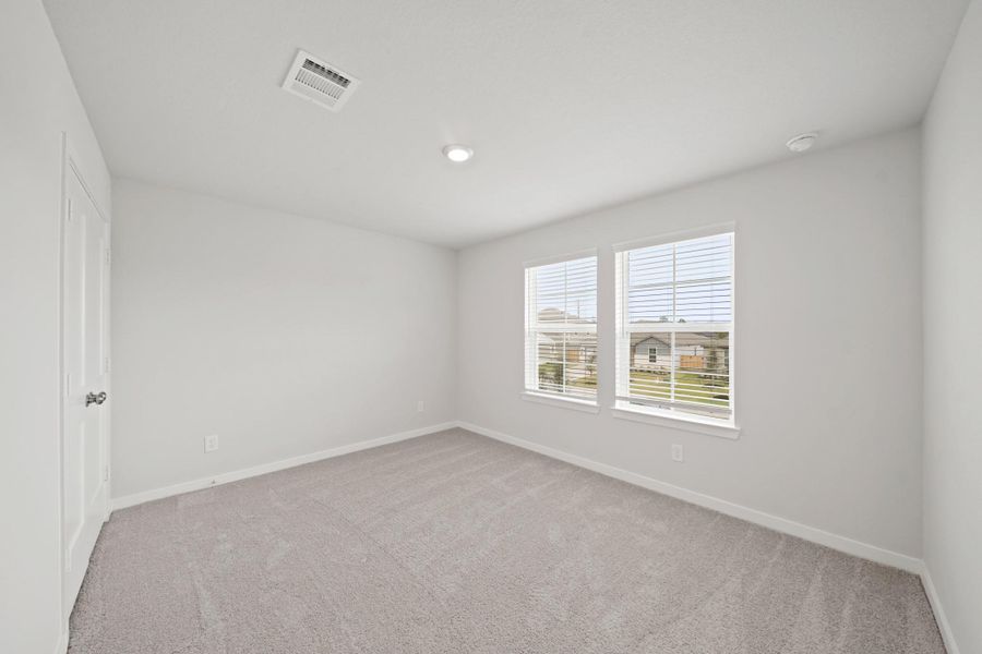 Spacious, unfurnished interior of a new home in Magnolia Springs, Montgomery (Image 16).