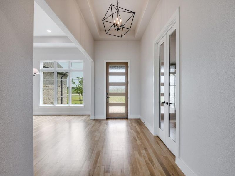 Spacious, unfurnished interior of a new home in , Mesquite (Image 31).