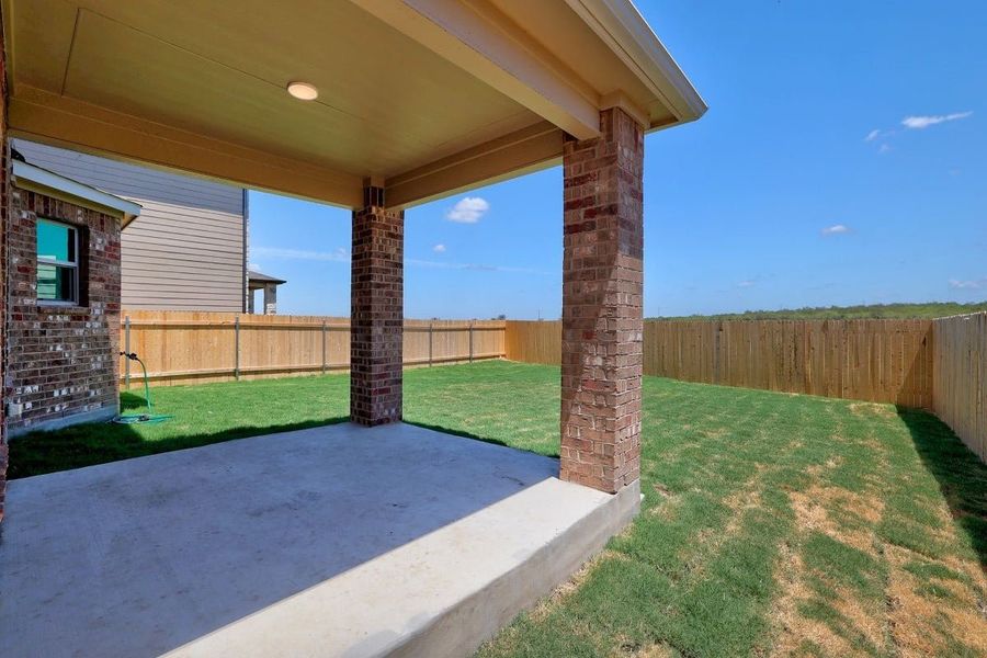 Exterior details and patio area of a home in Stoney Chase, Del Valle (Image 3). Exterior details and patio area of a home in Stoney Chase, Del Valle (Image 3).