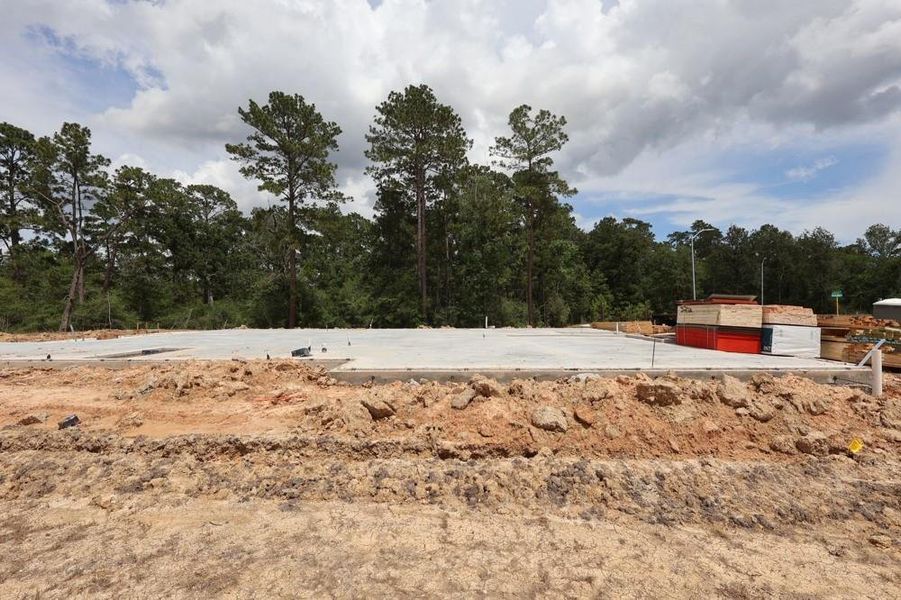 Every foundation at DWH is engineered and it’s inspected three times! We do not do “batch” testing. Rest easy knowing your foundation comes with a 10 year warranty. Every foundation at DWH is engineered and it’s inspected three times! We do not do “batch” testing. Rest easy knowing your foundation comes with a 10 year warranty.