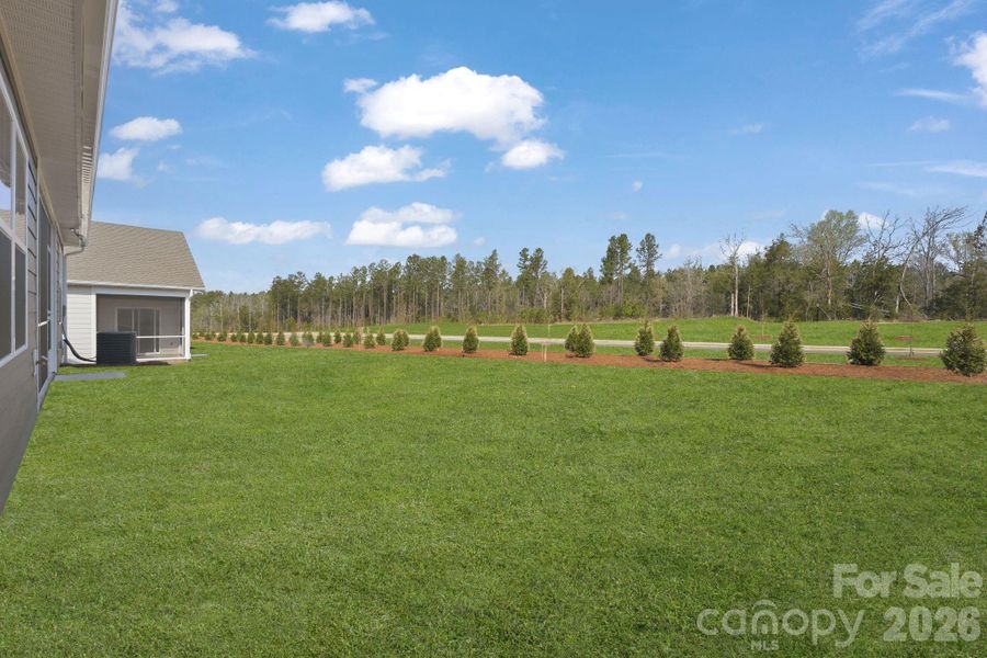 Exterior details and patio area of a home in Roselyn, Lancaster (Image 3).