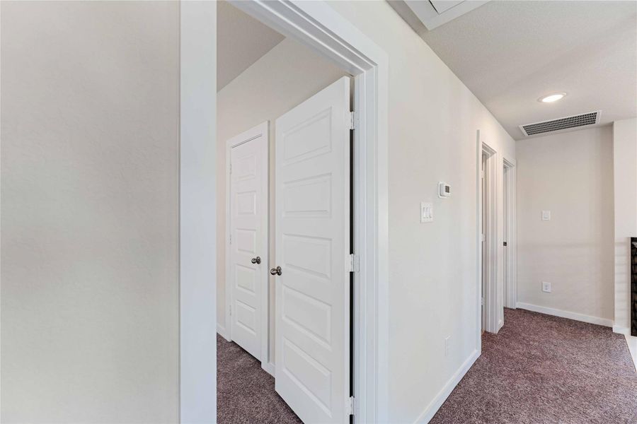 Spacious, unfurnished interior of a new home in Magnolia Springs, Montgomery (Image 26). Spacious, unfurnished interior of a new home in Magnolia Springs, Montgomery (Image 26).