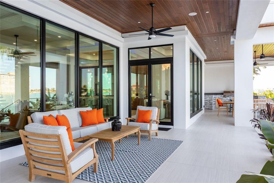 Community amenities in , St. Petersburg (Image 48).