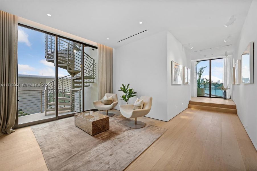 Furnished interior view inside a new home in , Miami Beach (Image 52).