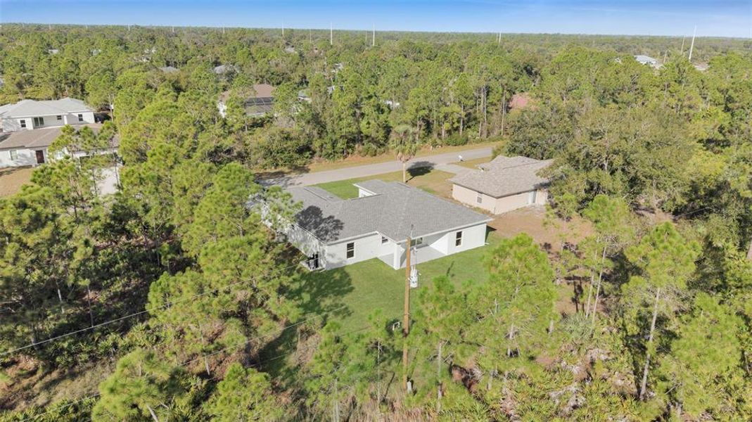 Image 33 of a home in . Image 33 of a home in .