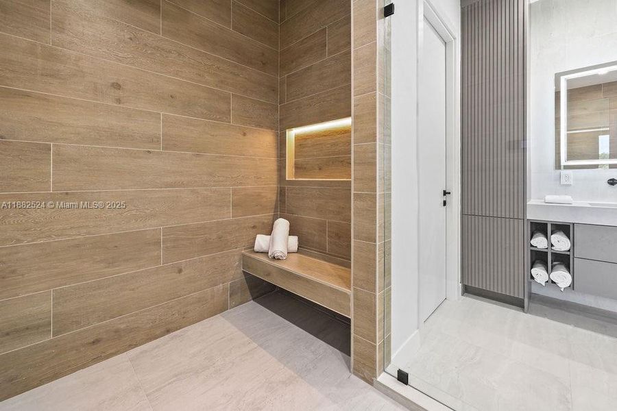 Image 57 of a home in .