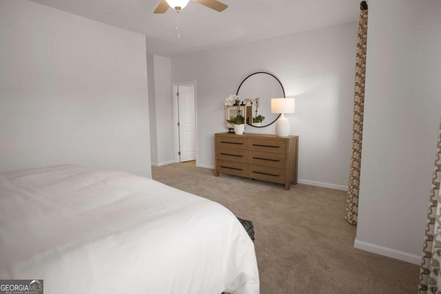 Furnished interior view inside a new home in Stonebridge North, Macon (Image 22).