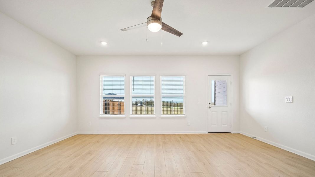 Spacious, unfurnished interior of a new home in Revelry, Del Valle (Image 14).