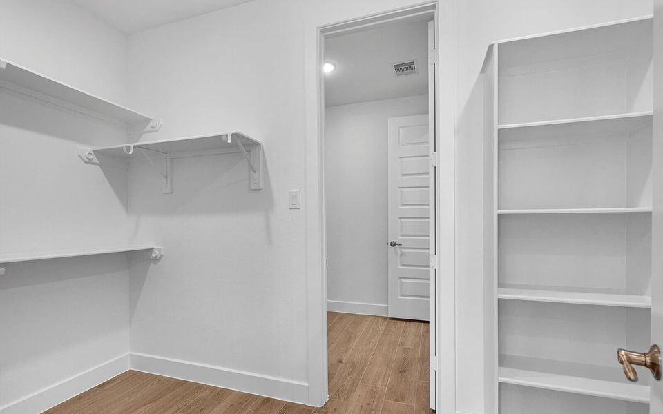 Image 15 representing the Avila by Brookfield Residential in 40' Traditional Homes at Elyson, Katy, TX. Image 15 representing the Avila by Brookfield Residential in 40' Traditional Homes at Elyson, Katy, TX.