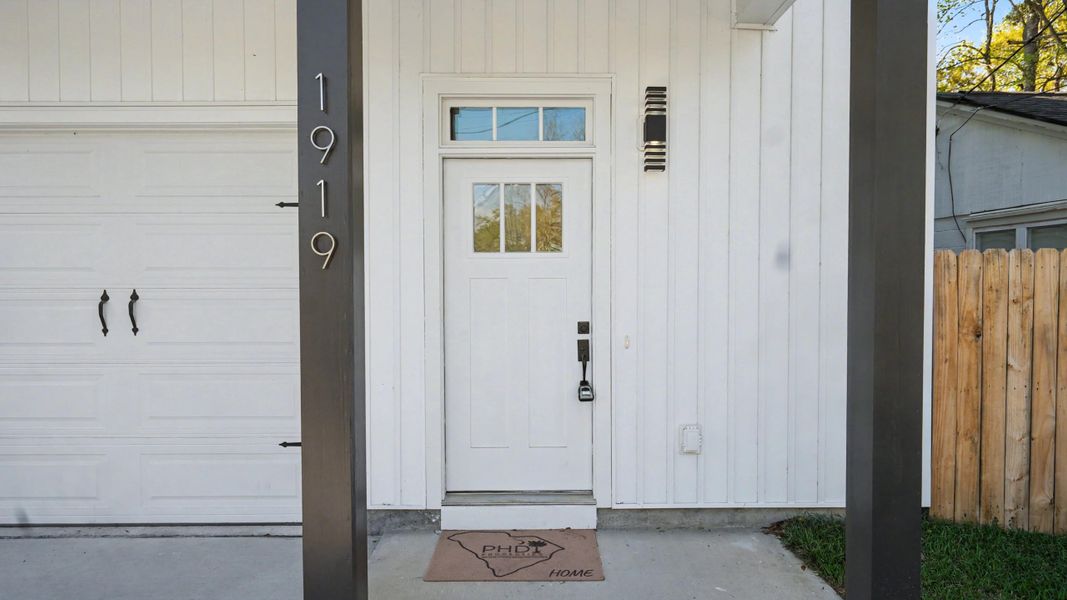 Exterior details and patio area of a home in , North Charleston (Image 20). Exterior details and patio area of a home in , North Charleston (Image 20).