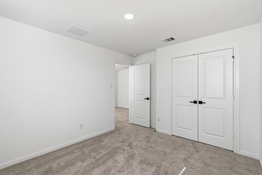 Spacious, unfurnished interior of a new home in Jordan Ranch 45' Homesites, Fulshear (Image 20).