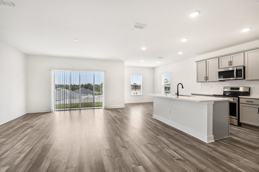 Image 49 of a home in Spring Hill.