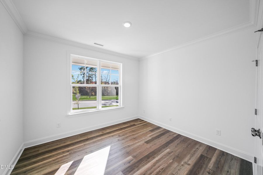 SUN_Stoneriver_Pic_EastmanIII_Bed5_1of2