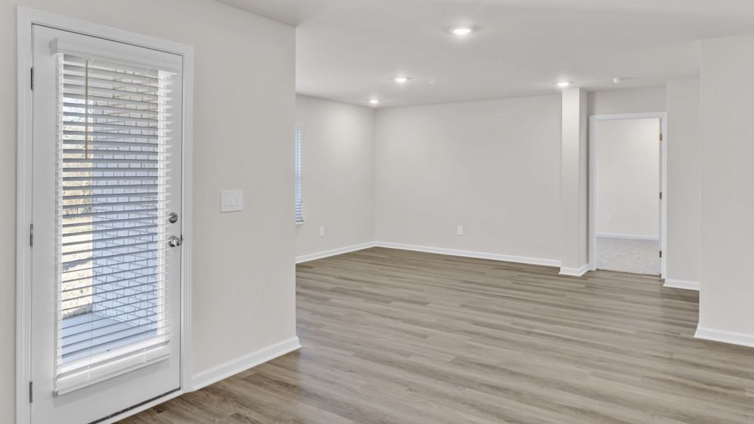 Spacious, unfurnished interior of a new home in Bailey Park, Fayetteville (Image 21).