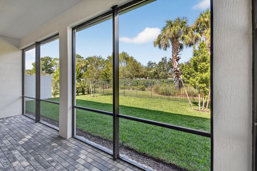 Exterior details and patio area of a home in Greyhawk Landing, Lake Worth (Image 23).