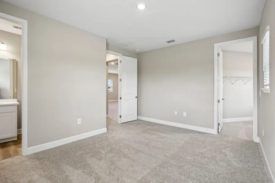 Spacious, unfurnished interior of a new home in Firethorn, Parrish (Image 20).