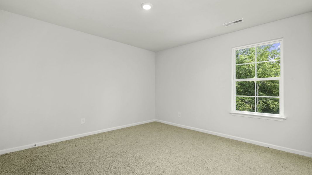 Spacious, unfurnished interior of a new home in Baymeade, Lexington (Image 17).