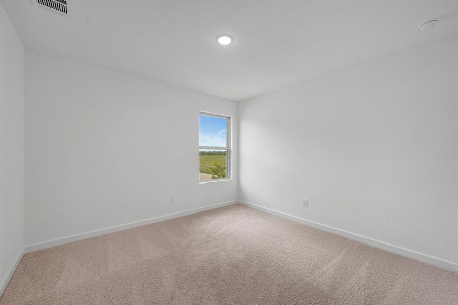 Spacious, unfurnished interior of a new home in Rolling Ridge, Van Alstyne (Image 19). Spacious, unfurnished interior of a new home in Rolling Ridge, Van Alstyne (Image 19).