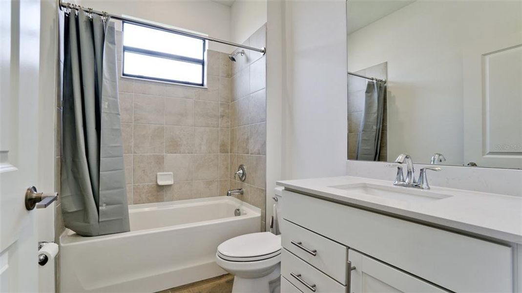 Furnished interior view inside a new home in , Bradenton (Image 31).