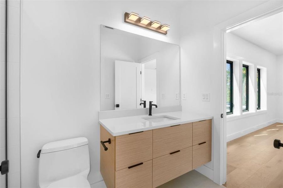 Furnished interior view inside a new home in , Sarasota (Image 52).