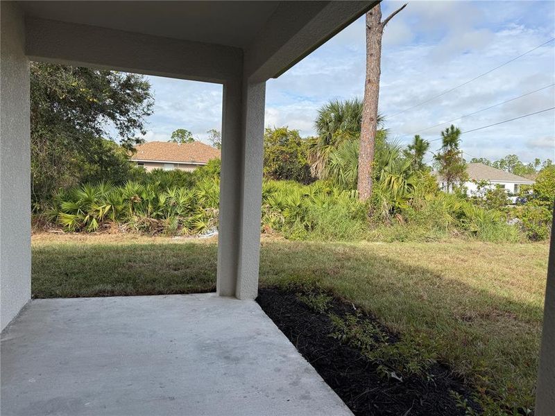 Exterior details and patio area of a home in , North Port (Image 28).