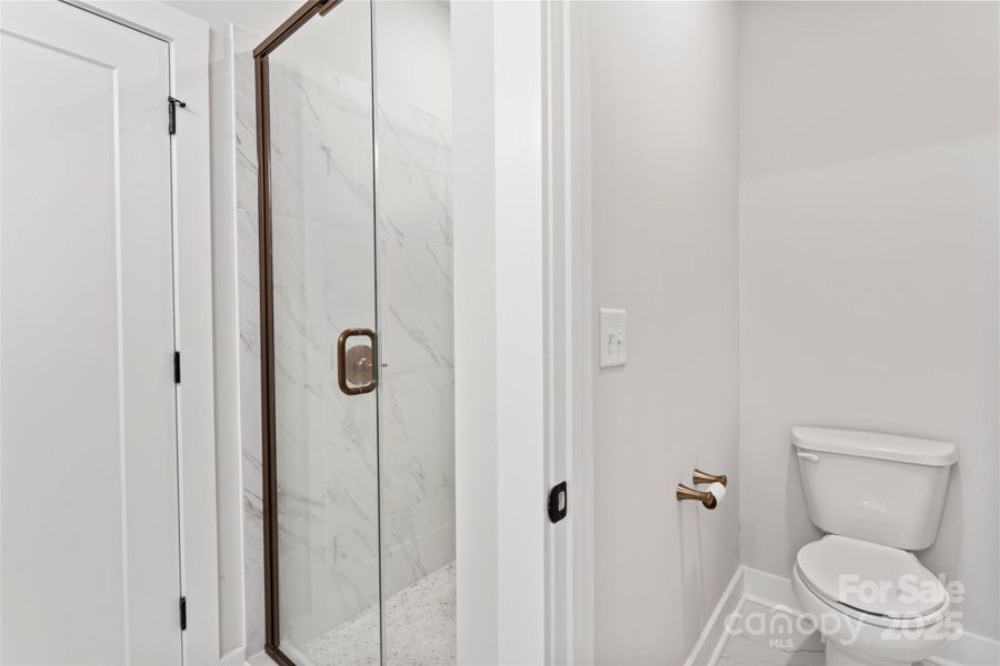 Image 14 of a home in . Image 14 of a home in .