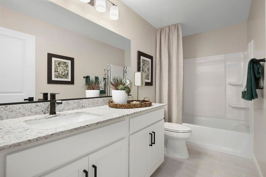 Extended vanity at bath 2