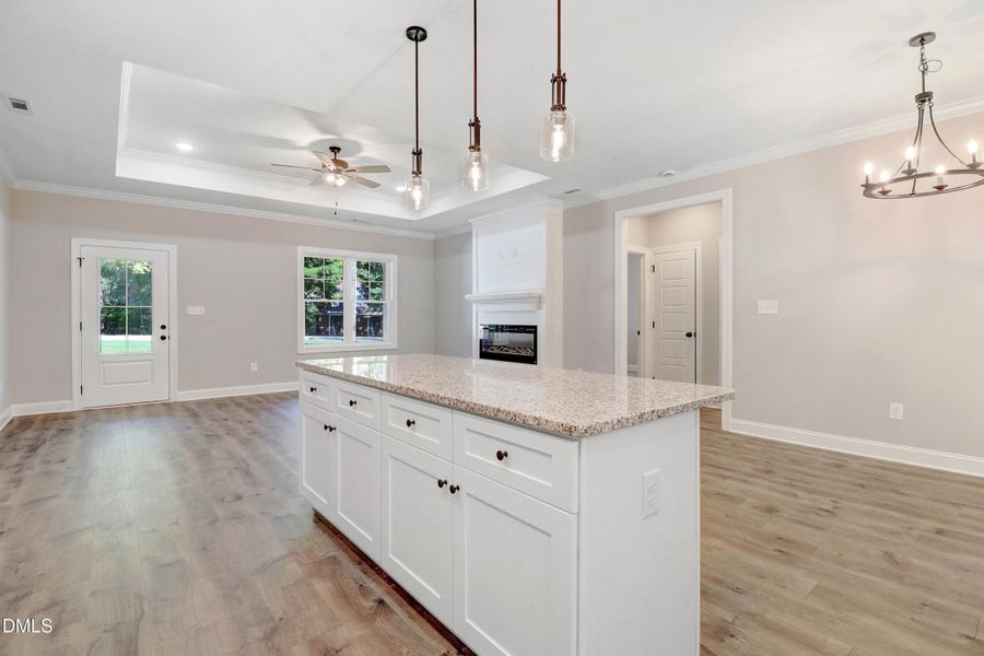 24-652 Shawnee Dr-24