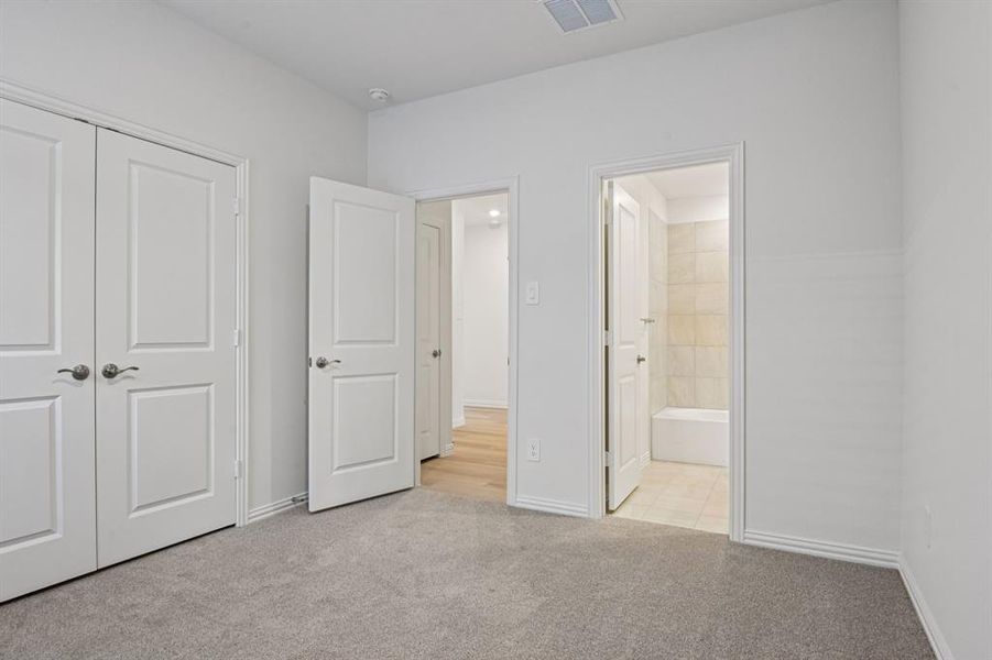 Photo is not of the actual home, but is an inspirational photo of builder’s model home and may depict options, furnishings, and/or decorator features that are not included.