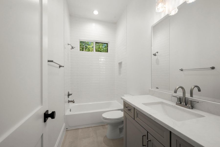 Furnished interior view inside a new home in , Huntsville (Image 11).