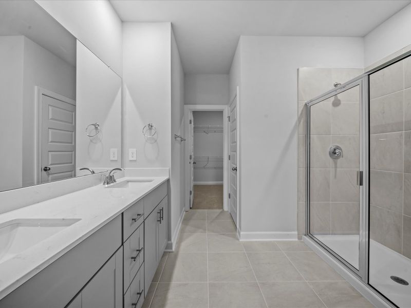 Furnished interior view inside a new home in Vickery Station, Woodruff (Image 6).