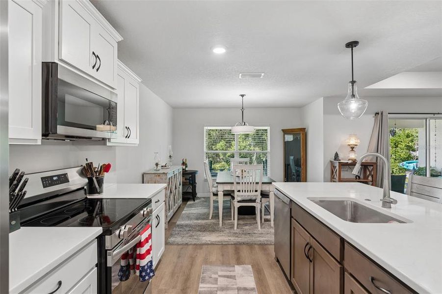 Furnished interior view inside a new home in , Weeki Wachee (Image 14).