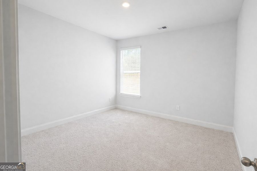 Spacious, unfurnished interior of a new home in Harley Farms South, Bonaire (Image 18). Spacious, unfurnished interior of a new home in Harley Farms South, Bonaire (Image 18).