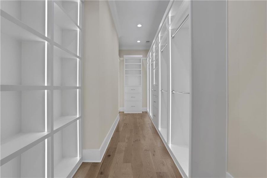 Spacious, unfurnished interior of a new home in , Decatur (Image 10).