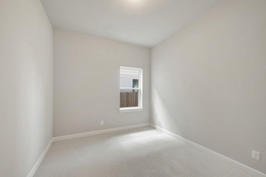 Spacious, unfurnished interior of a new home in Brookewater - Ascent Collection, Rosenberg (Image 19).
