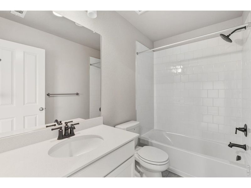 Furnished interior view inside a new home in Spring Valley, Longmont (Image 14).