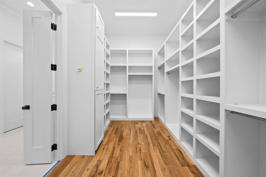 Spacious, unfurnished interior of a new home in , Cedar Hill (Image 31).