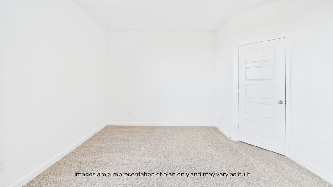 Spacious, unfurnished interior of a new home in Westmont, Lubbock (Image 49).