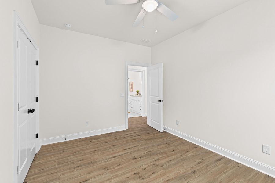 Spacious, unfurnished interior of a new home in , North Charleston (Image 23).