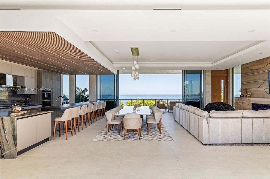 Community amenities in , Marathon (Image 19).