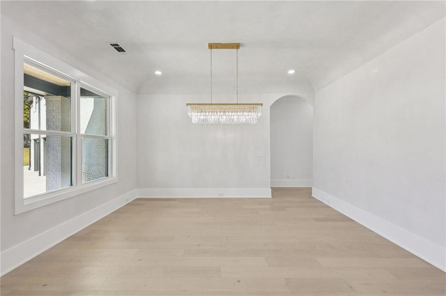 Spacious, unfurnished interior of a new home in , Buford (Image 43).