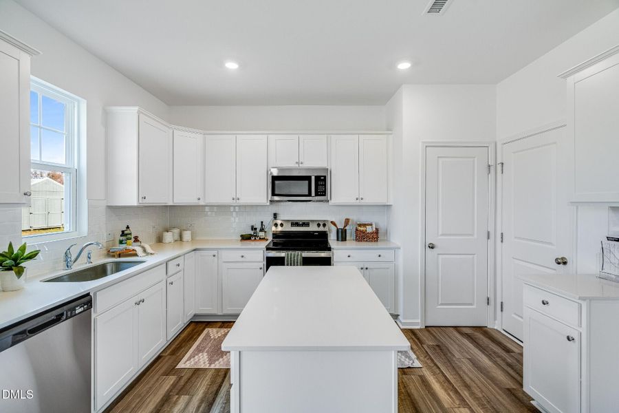 SUN_HawthorneWest_Pic_BrunswickIII_20