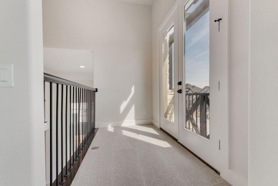 Spacious, unfurnished interior of a new home in Somerset Park, Rockwall (Image 38). Spacious, unfurnished interior of a new home in Somerset Park, Rockwall (Image 38).