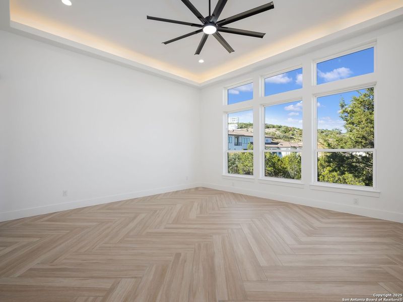 Spacious, unfurnished interior of a new home in , San Antonio (Image 39). Spacious, unfurnished interior of a new home in , San Antonio (Image 39).